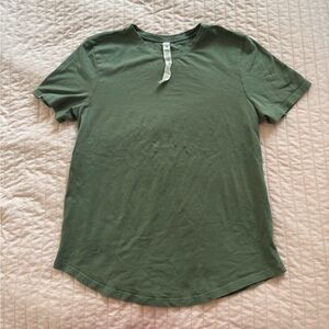 lululemon athletica Love Crewneck T-Shirt - Green - Size 6